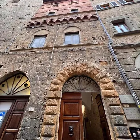 Windrose Astoria Volterra